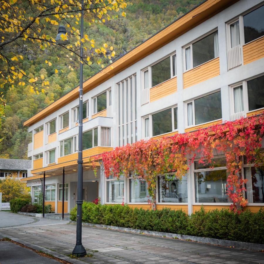 Lindstrom Hotel Laerdalsoyri Ngoại thất bức ảnh